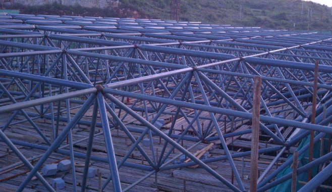 津南概述网架加工公司对网架保温隔热的办法